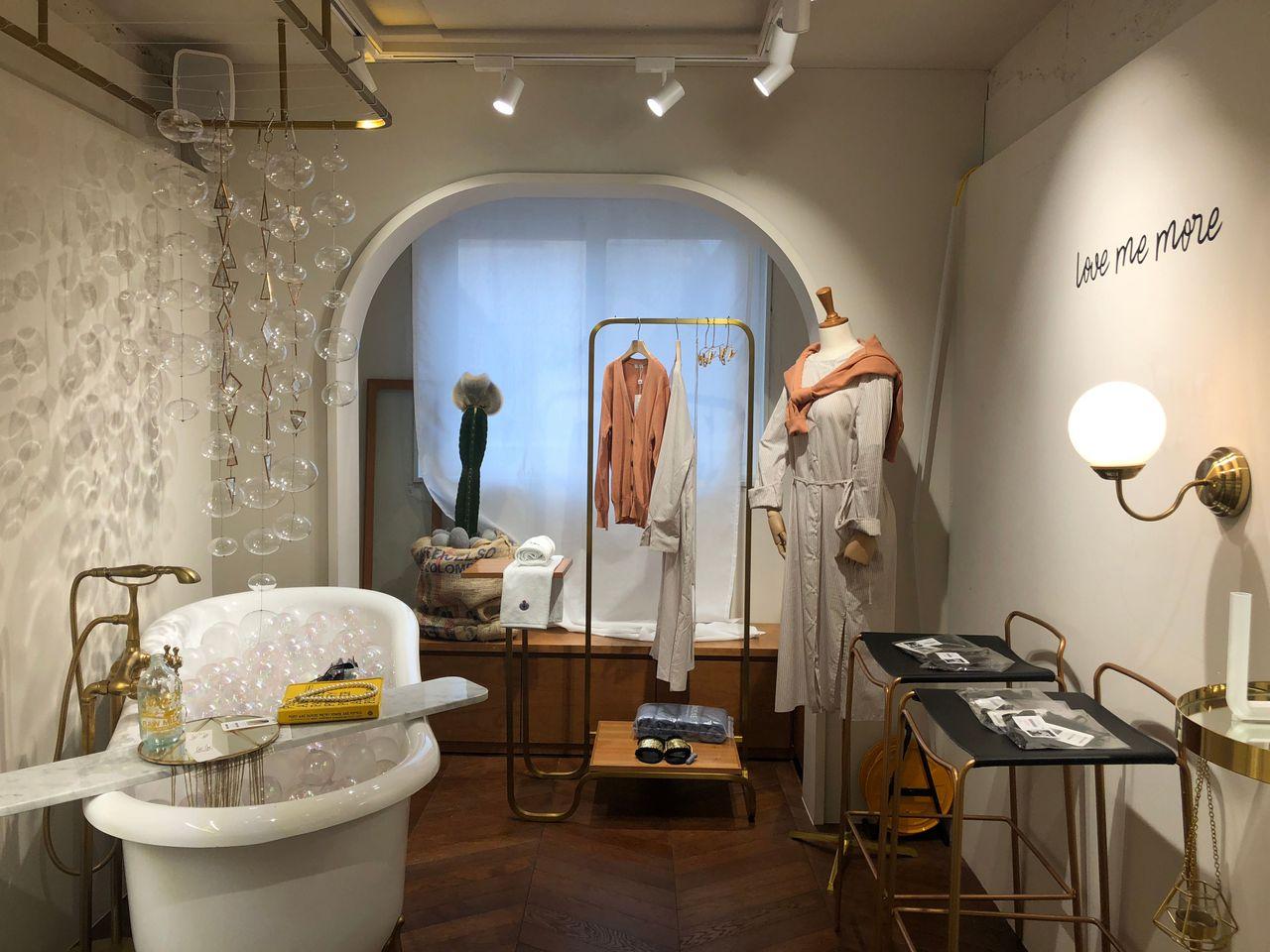 Korean Online Brands | Flagship Stores in Hongdae | Experience the famous Korean online shops at offline stores now!